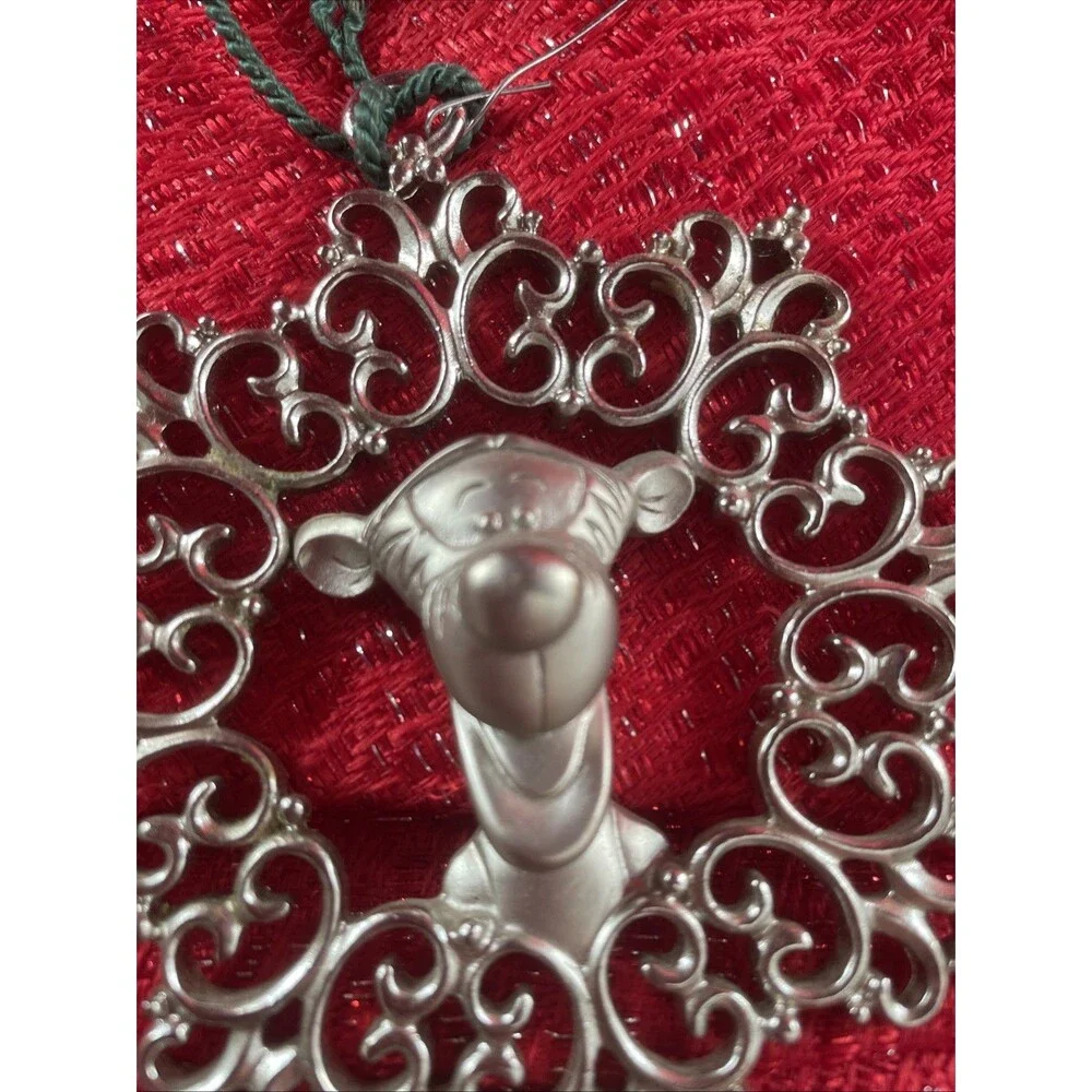 Disney's Christmas Collection~Tigger Silvertone Ornament Snowflake